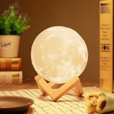 Настольный аккумуляторный ночник Moon Light ЛУНА 3D 14 см на деревянной подставке